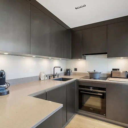 Centre - 3 Chambres, 6 Pers., Parking, 115m² - Fr-1-564-118 * Courchevel