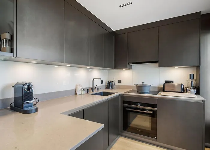 Centre - 3 Chambres, 6 Pers., Parking, 115m² - Fr-1-564-118 * Courchevel