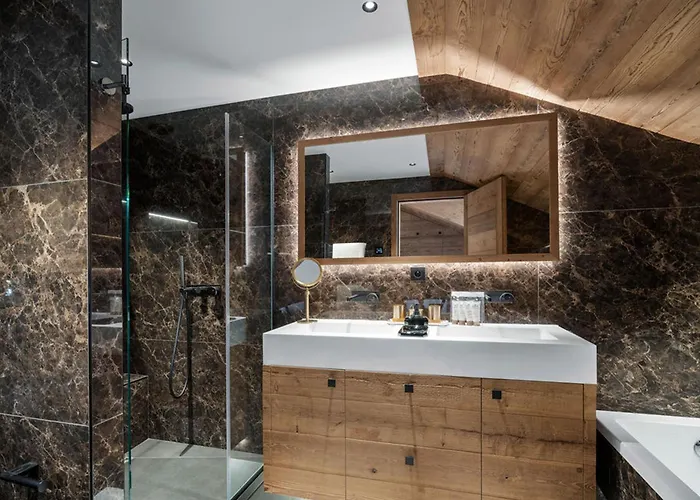 Centre - 3 Chambres, 6 Pers., Parking, 115m² - Fr-1-564-118 Courchevel